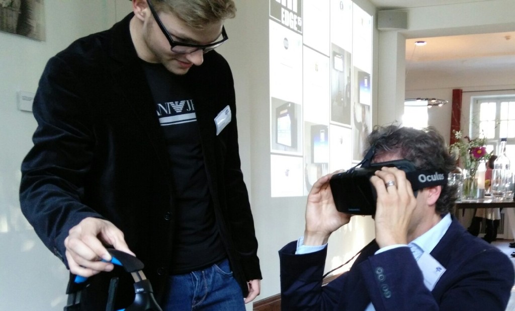 hredge 2015 Fynn erklärt die virtuelle Welt